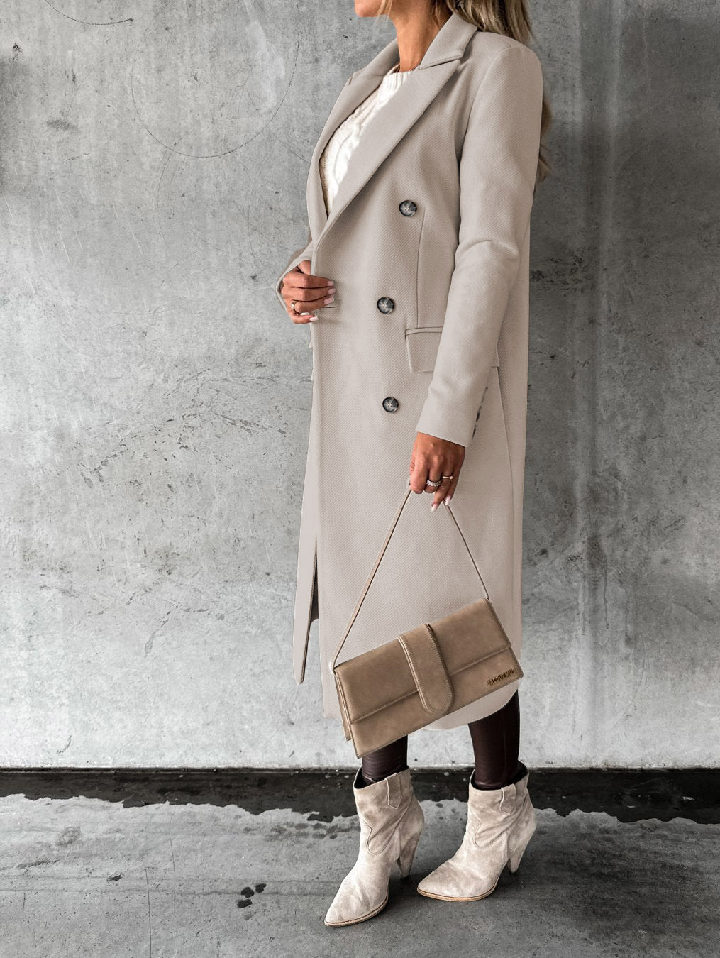 Manteau femme hiver long – col à revers, double boutonnage