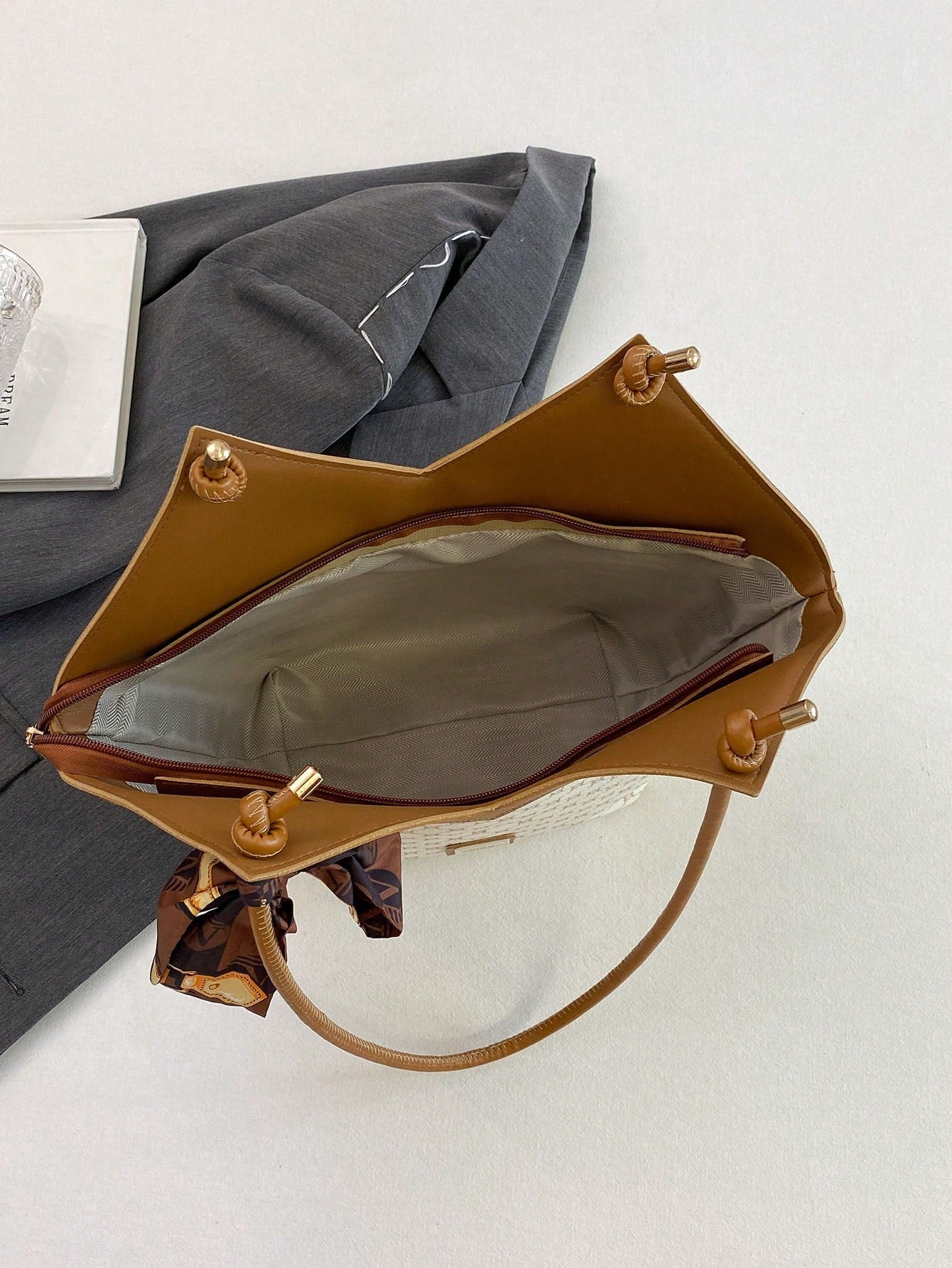 Sac fourre-tout élégant et rétro pour femmes - Vogalia