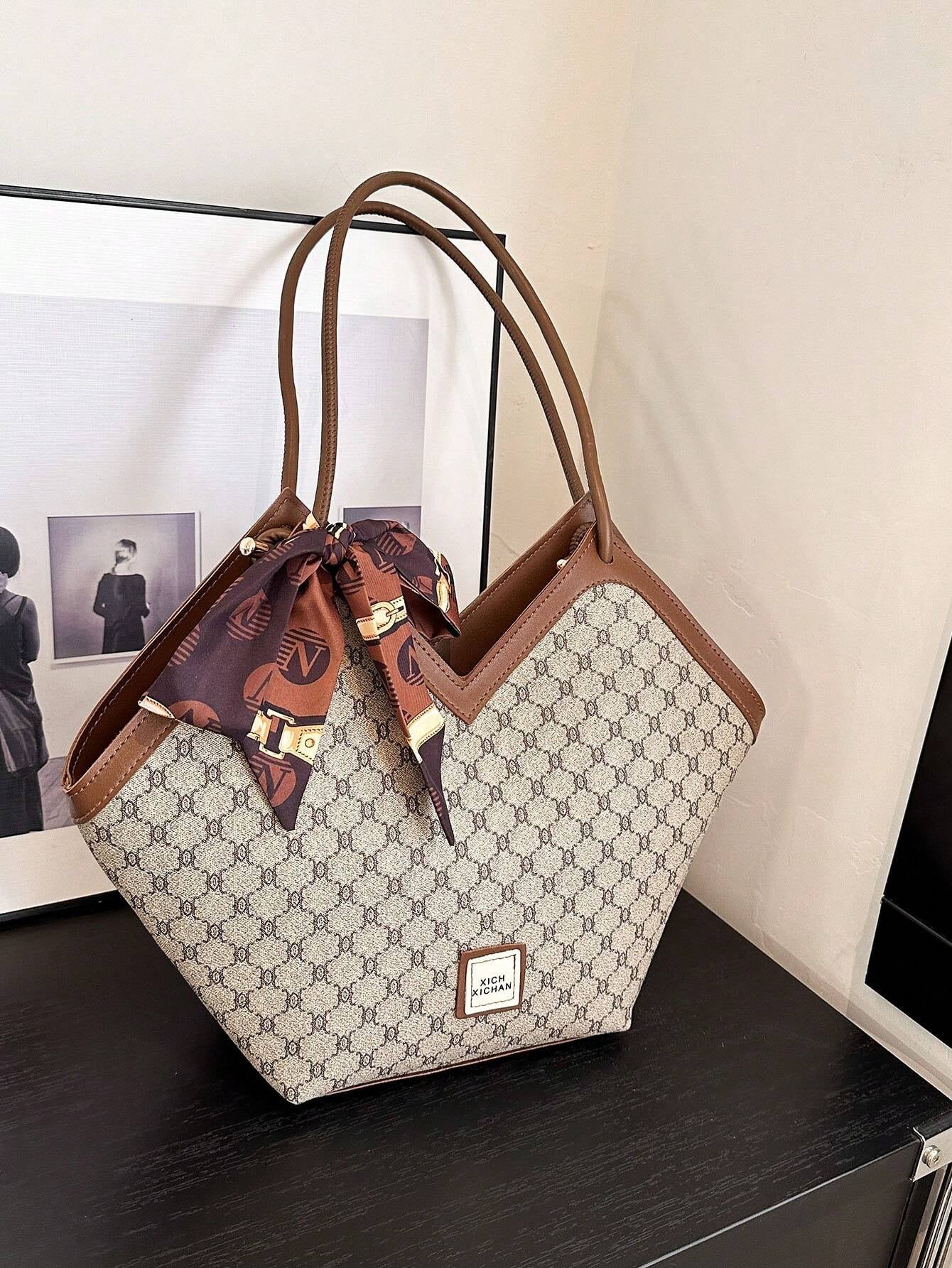 Sac fourre-tout élégant et rétro pour femmes - Vogalia