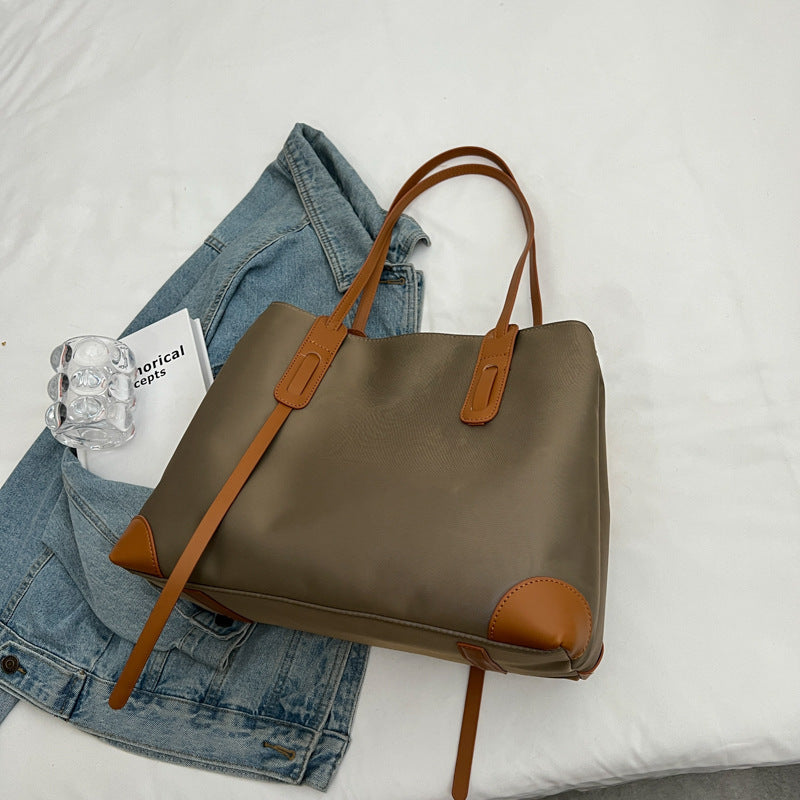 Grand Sac Fourre-Tout Moderne et Tendance - Vogalia