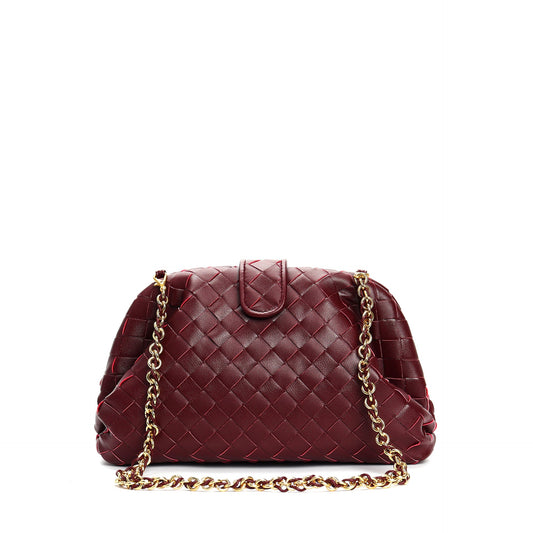 Sac Pochette Femme : L'Accessoire Incontournable pour un Style Urbain Chic et Intemporel