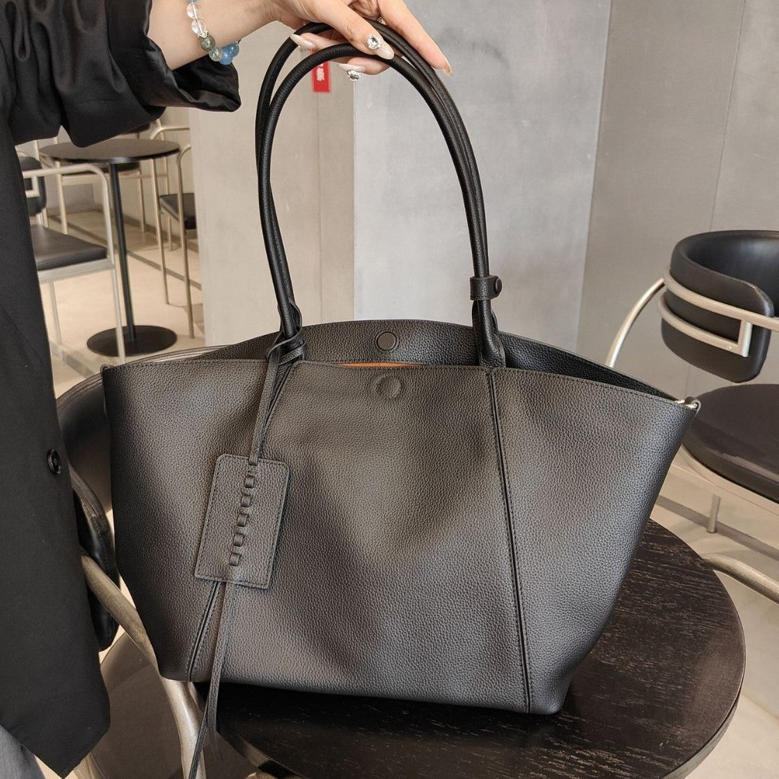 Sac commuter cuir vue face bureau