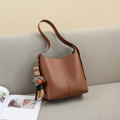 Sac seau underarm cuir vue profil