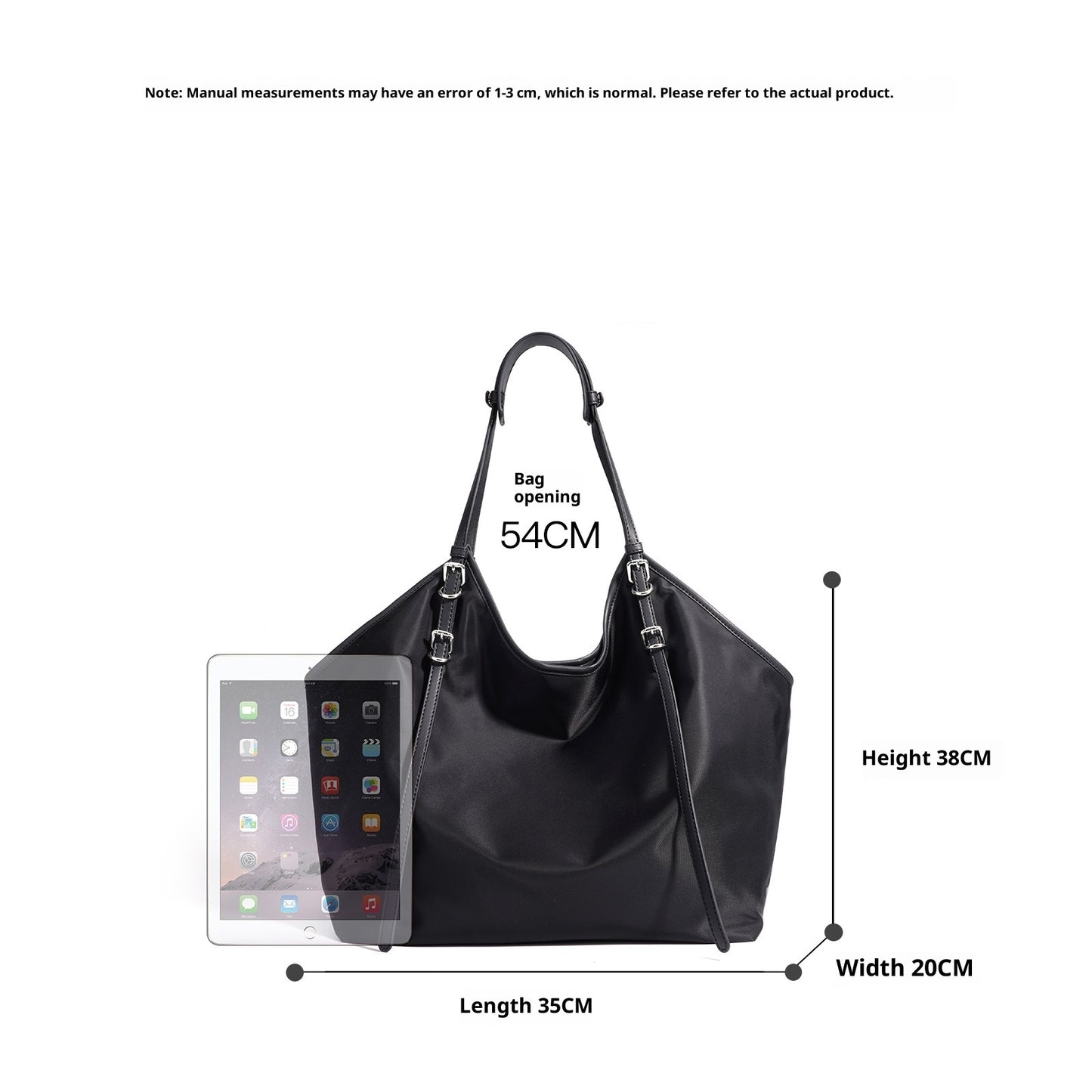 Détail patchwork assemblage tissu denim sac femme casual style unique artisanal