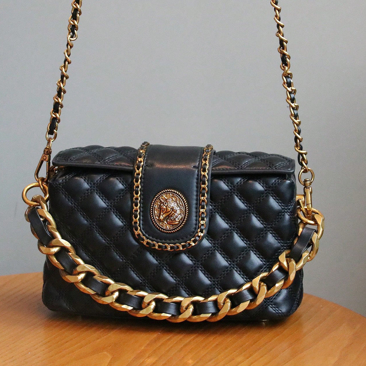 Sac PU losanges vue profil