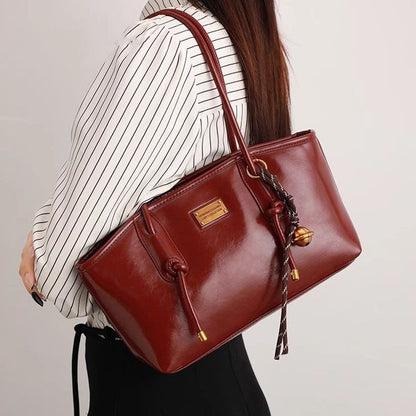 Tote bag rouge 2025 tendance