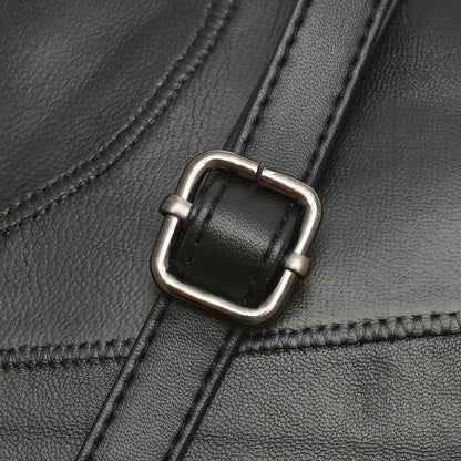 Eda Rivets vue profil