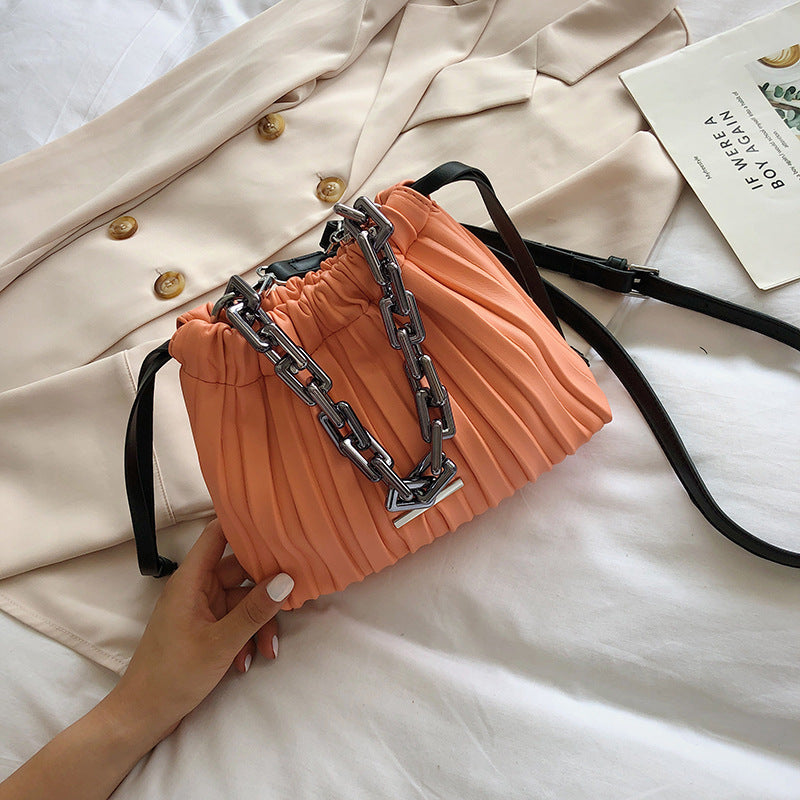 Sac seau plissé vert