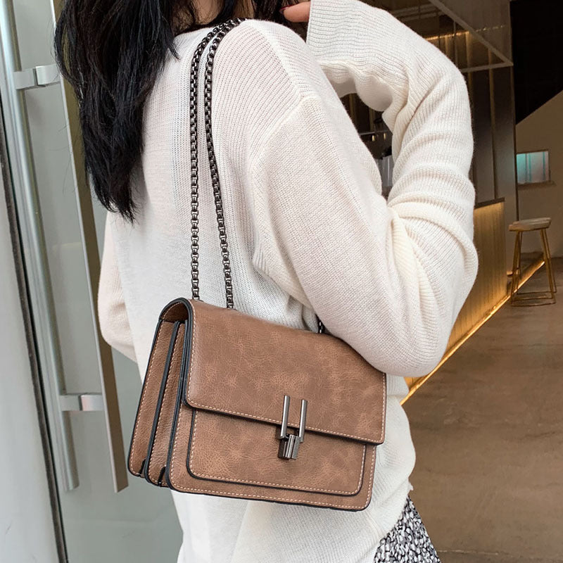 Sac carré marron horizontal