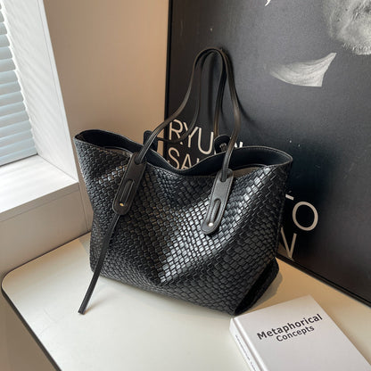 Sac underarm tressé vue face