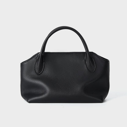 Xenia cuir ébène urban minimalism
