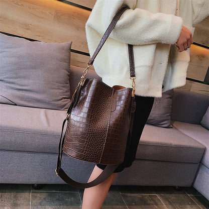 Sac seau cuir vue profil