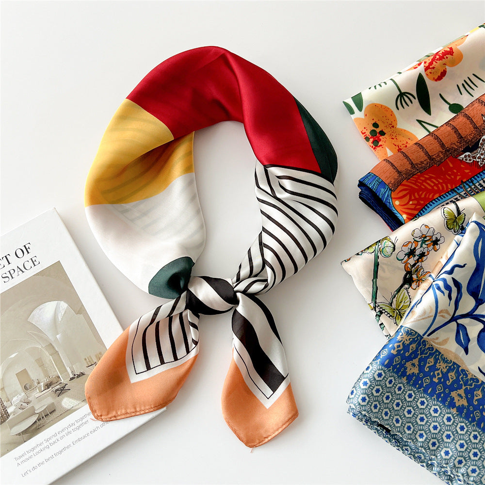 Foulard soie motif trèfle