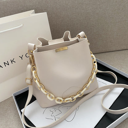 Sac seau chaîne kaki