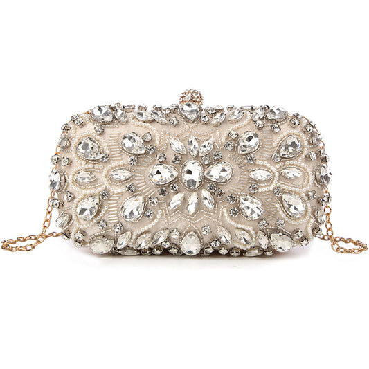Pochette soirée femme en métal avec diamants et perles motif strié avec chaîne