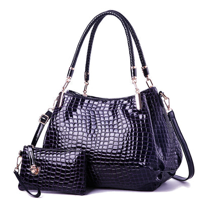 Pochette croco PU femme utilisée en clutch soirée, 18x11 cm, style élégant look luxe abordable


