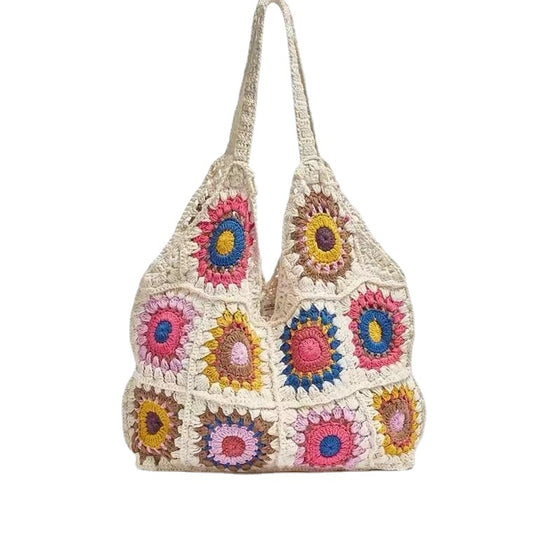 Tote bag crochet femme abricot en fil de coton naturel, vue de face, style bohème fashion ajouré
