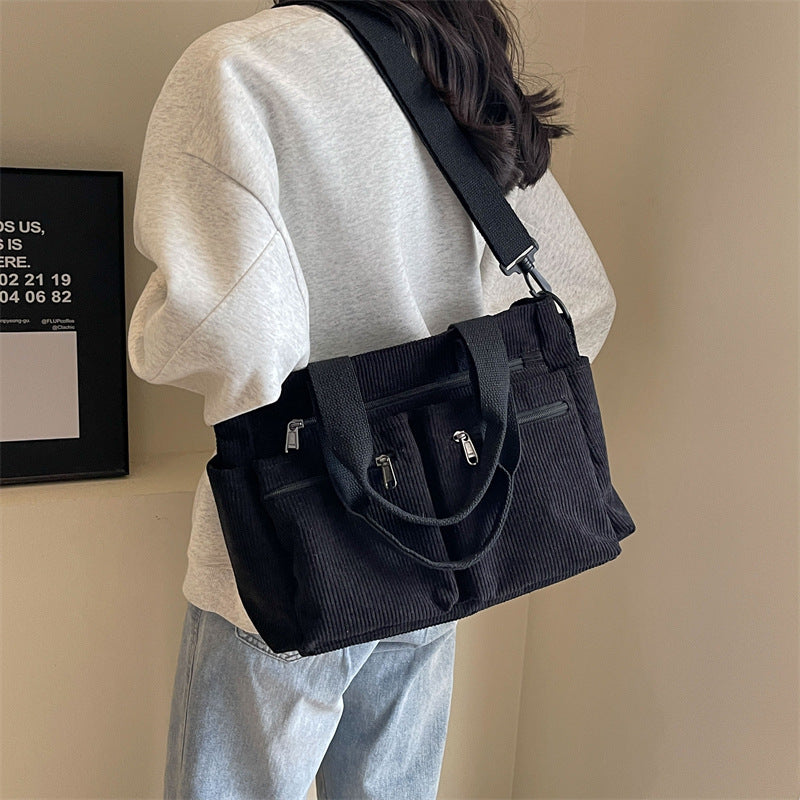 Ségolène corduroy noir avec wrap
