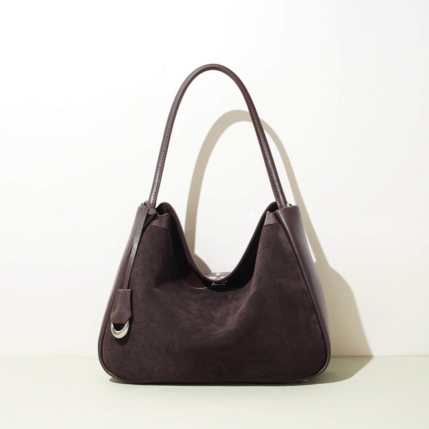 Tote cuir mat vue profil