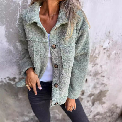 Manteau agneau noir cropped Rita Vogalia Paris