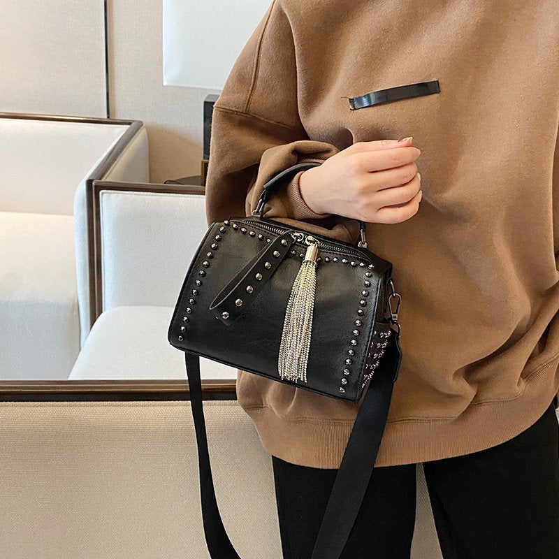Sac crossbody noir vue face bandoulière large