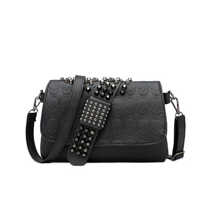 Sac PU noir embossé tête de mort