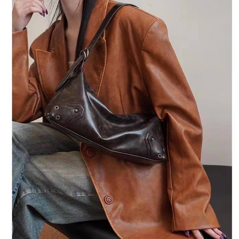 Sac cuir huilé marron détail