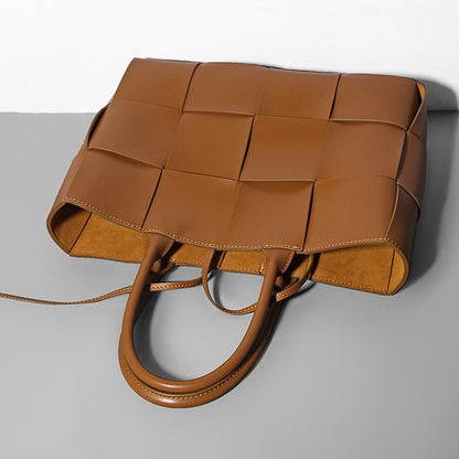 Régine cuir caramel tressé 33x11x24.5cm