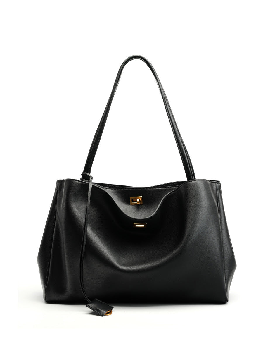 Sac à main suède noir boucle dorée