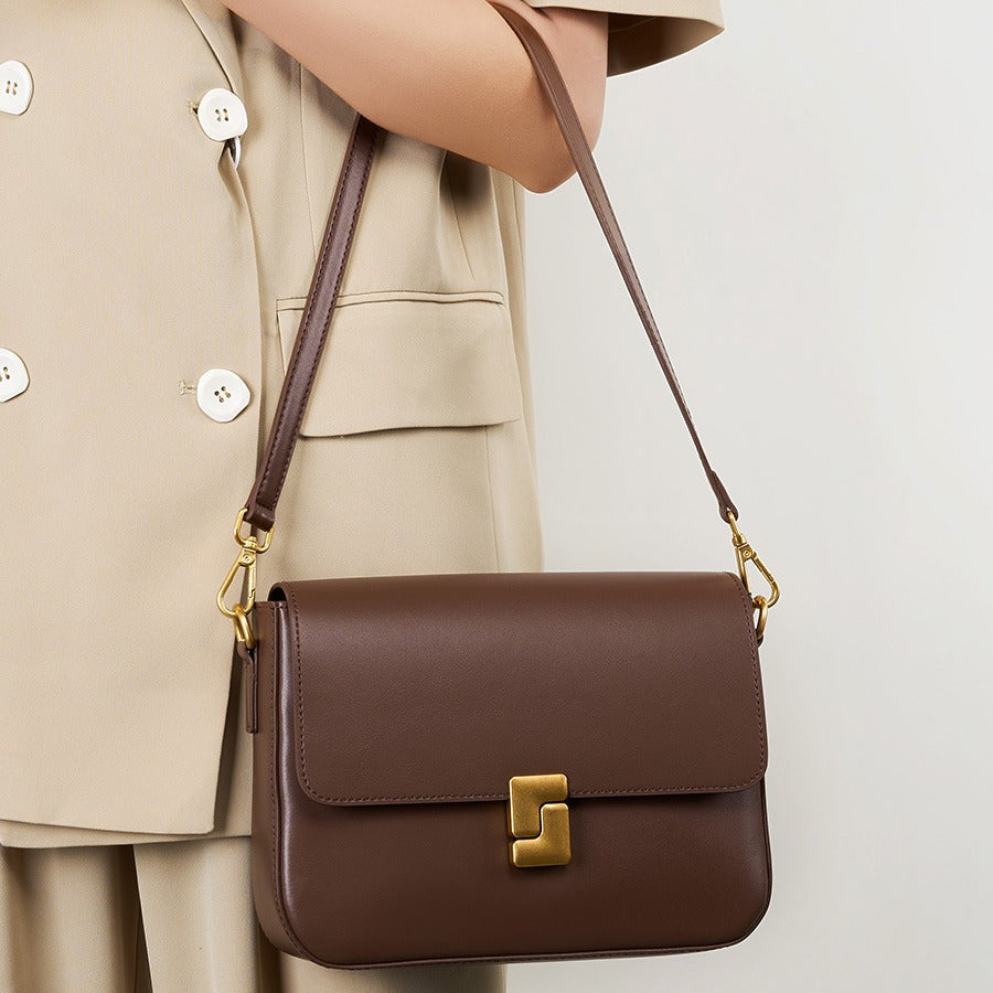 Fatima cuir marron vue face