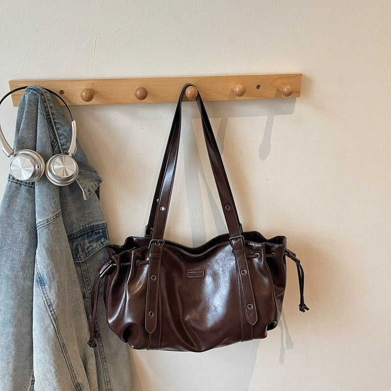 Sac underarm plissé café