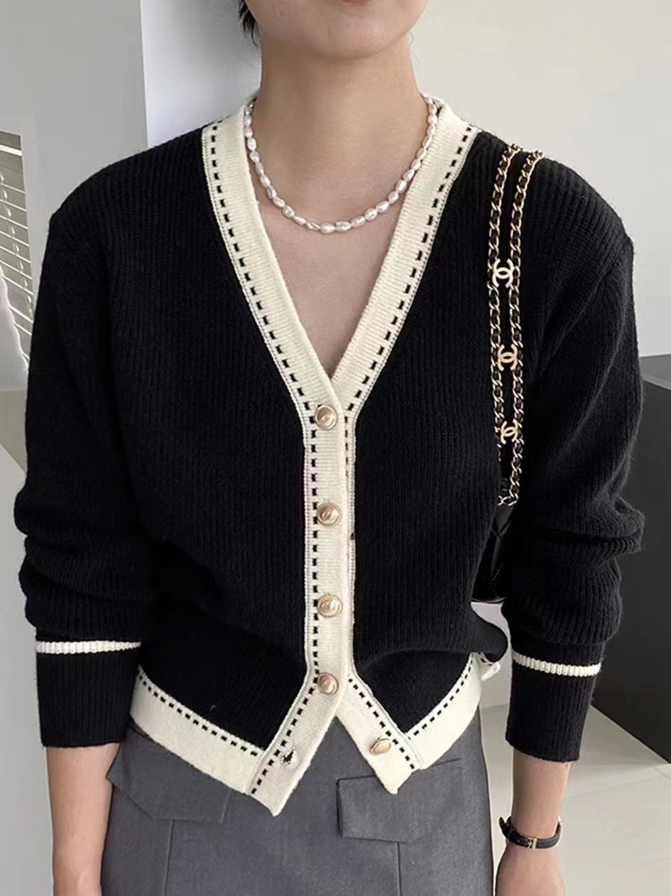 VOGALIA™ Korean V-Neck Loose Sweater - Elegant and Casual Style
