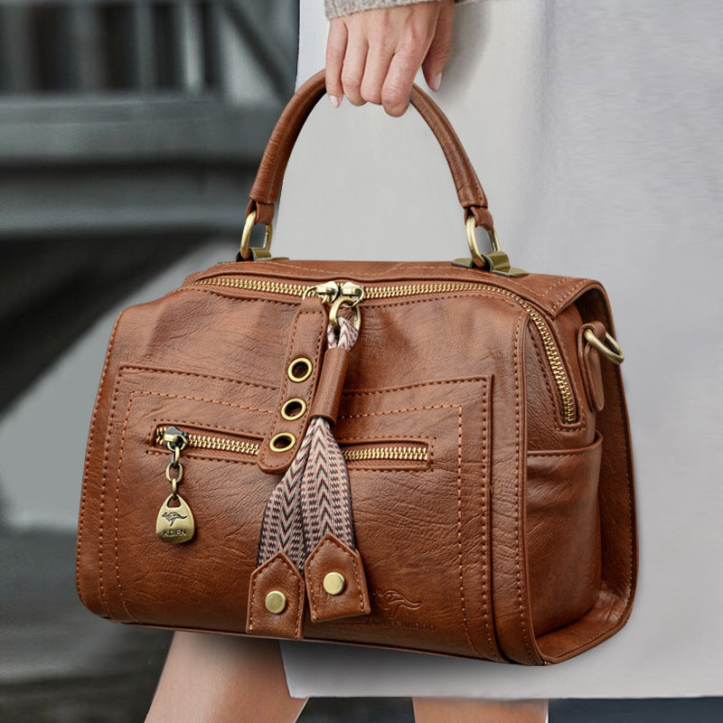 Una crossbody bleu poche sandwich