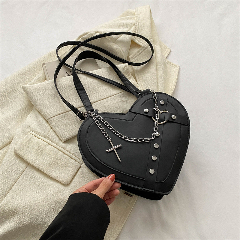 Sac cœur noir tendance