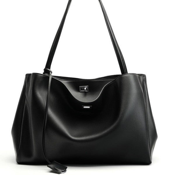Sac suède noir boucle argentée
