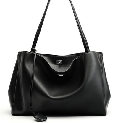 Sac suède noir boucle argentée