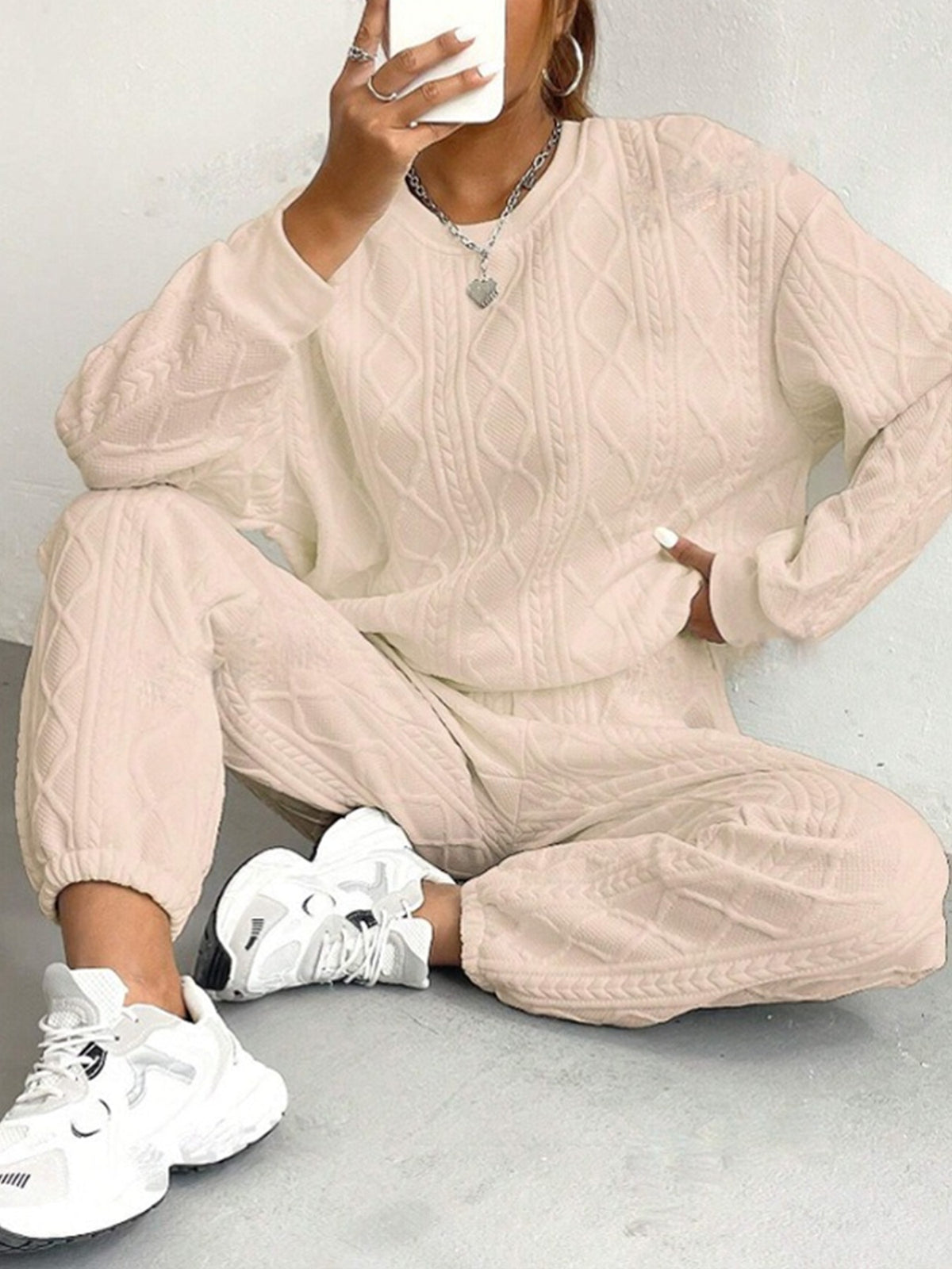 Myriam détail jacquard col rond pantalon