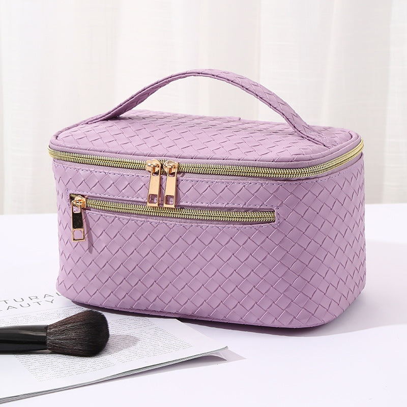 Trousse maquillage apricot lait profil latéral, format compact 26x16x3 cm, légère et compressible

