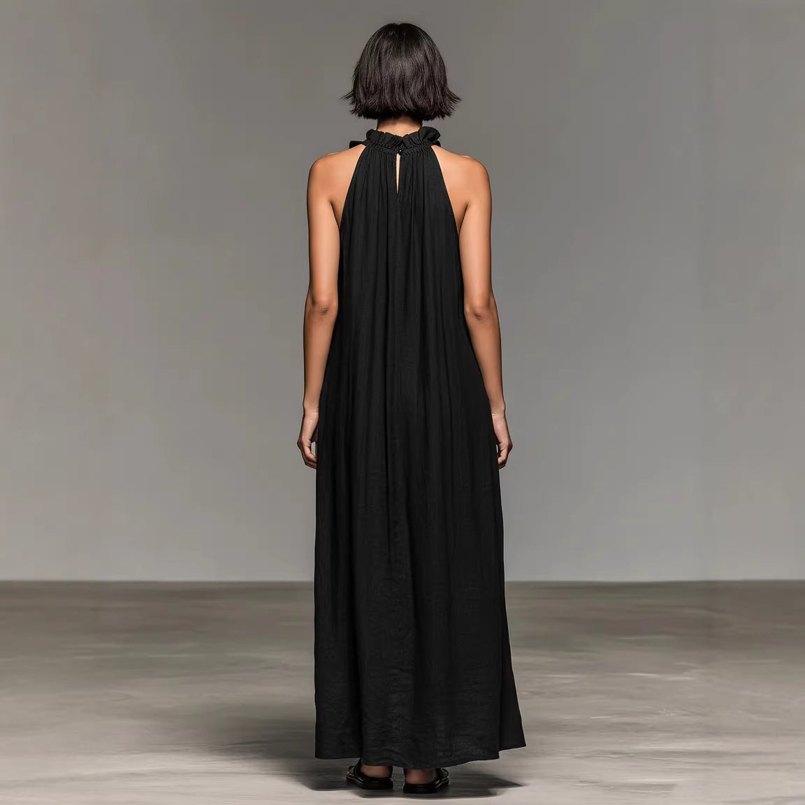 Robe longue femme noire dos nu avec volants style bohème chic