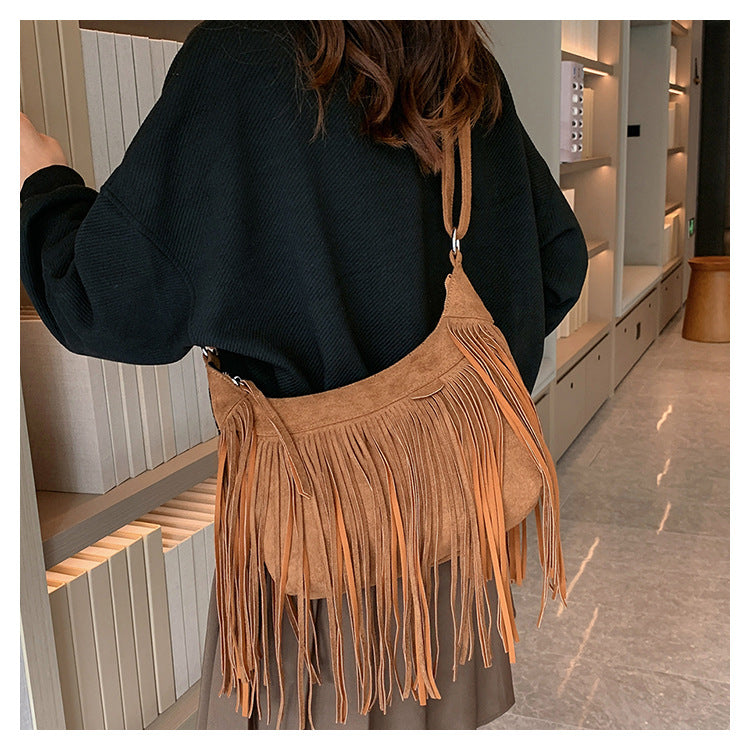 Sac bandoulière marron café franges vintage rétro européen américain femme
