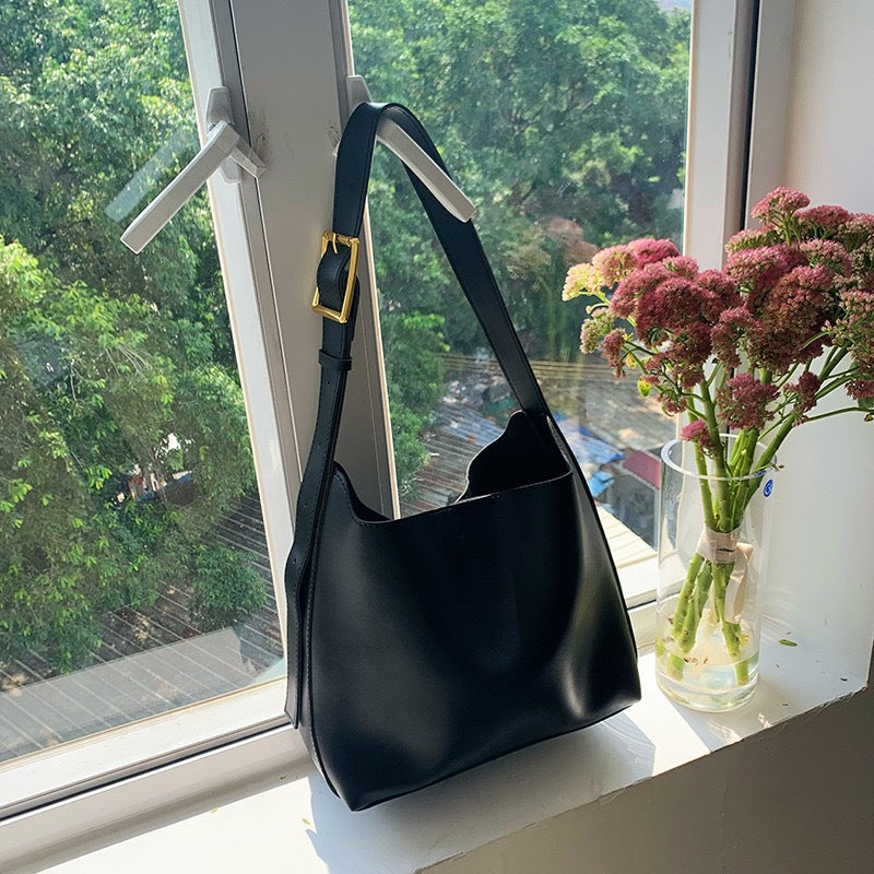 Sac seau bandoulière vue face