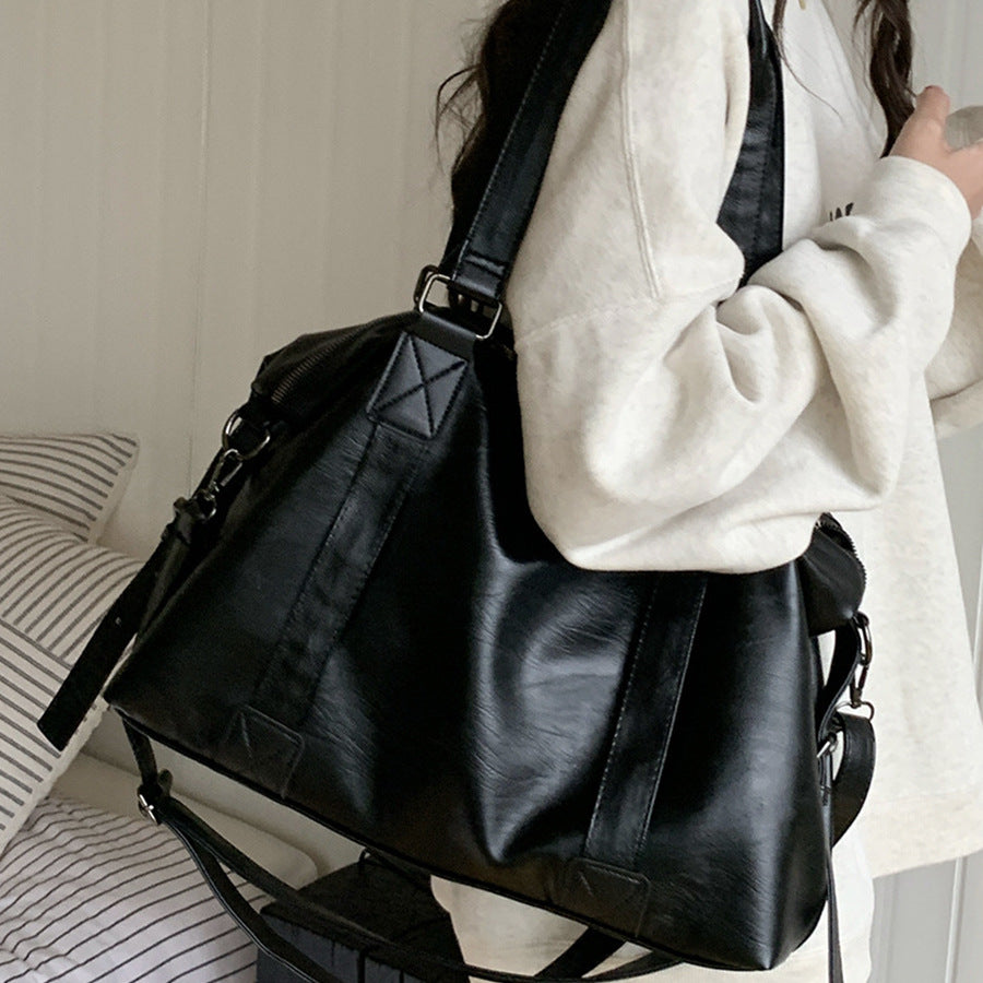Sac crossbody PU noir Alix Vogalia Paris