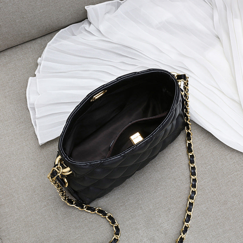 Sac cuir chaîne noir INS