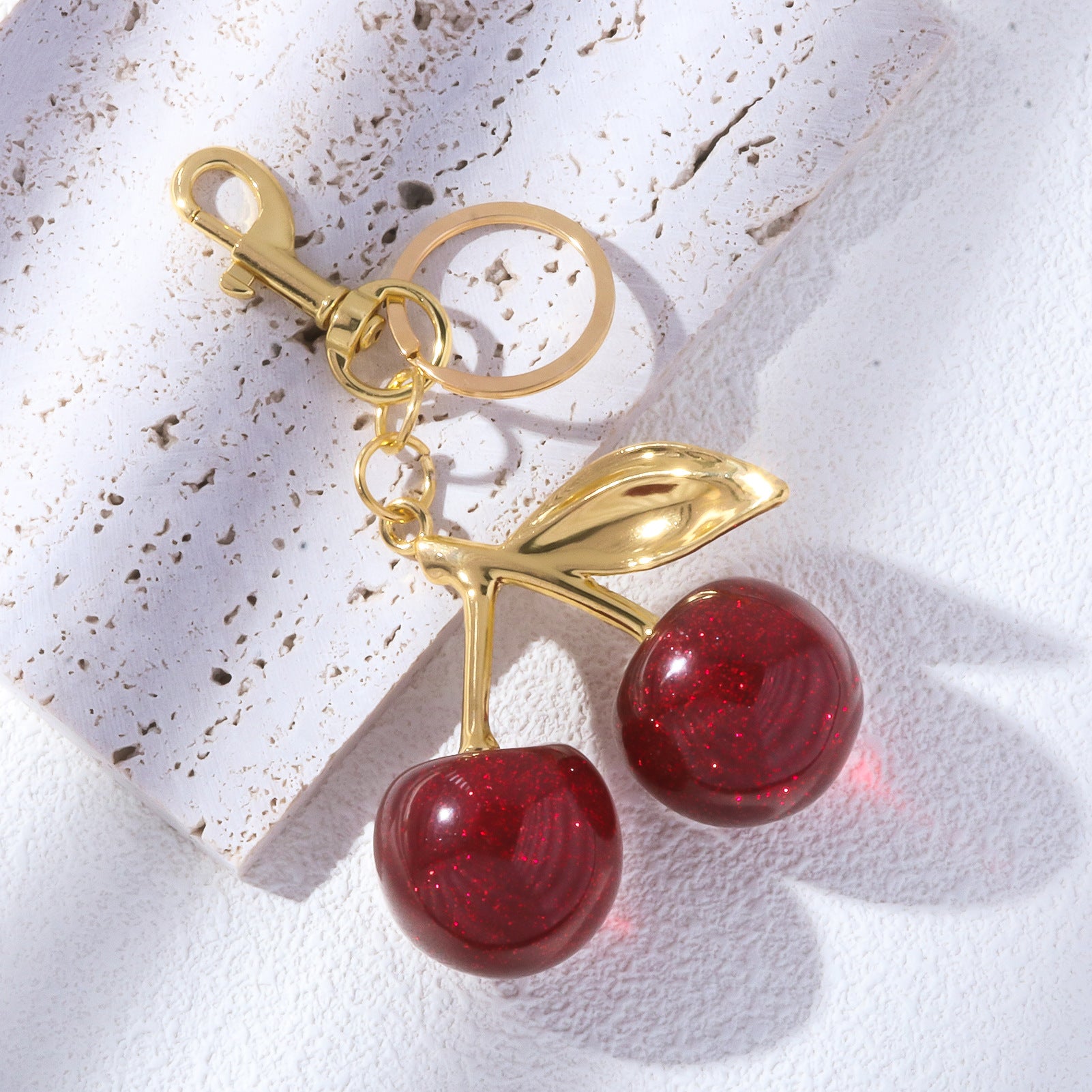 Paire cerise scintillante