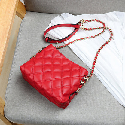 Sac cuir chaîne vue profil