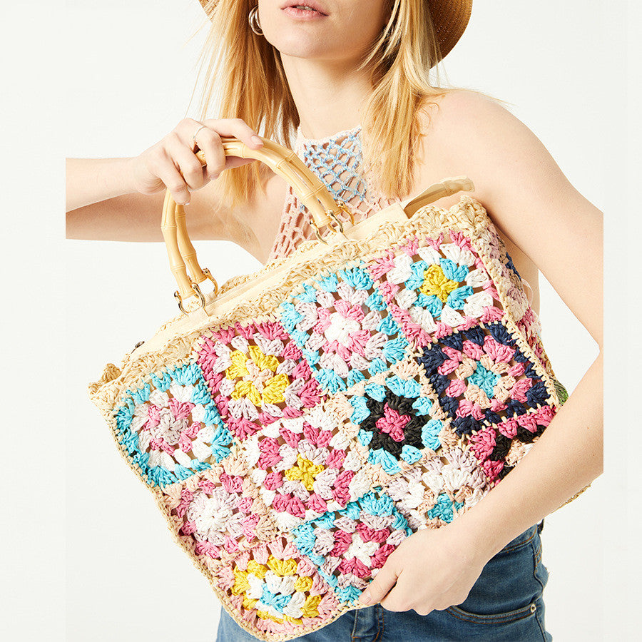 Sac paille bleu contraste