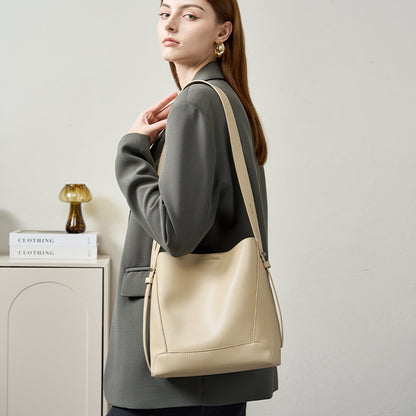 Blanche détail cuir véritable stitching