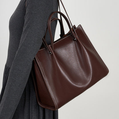 Texture cuir véritable première couche bovin grain naturel, qualité premium sac femme

